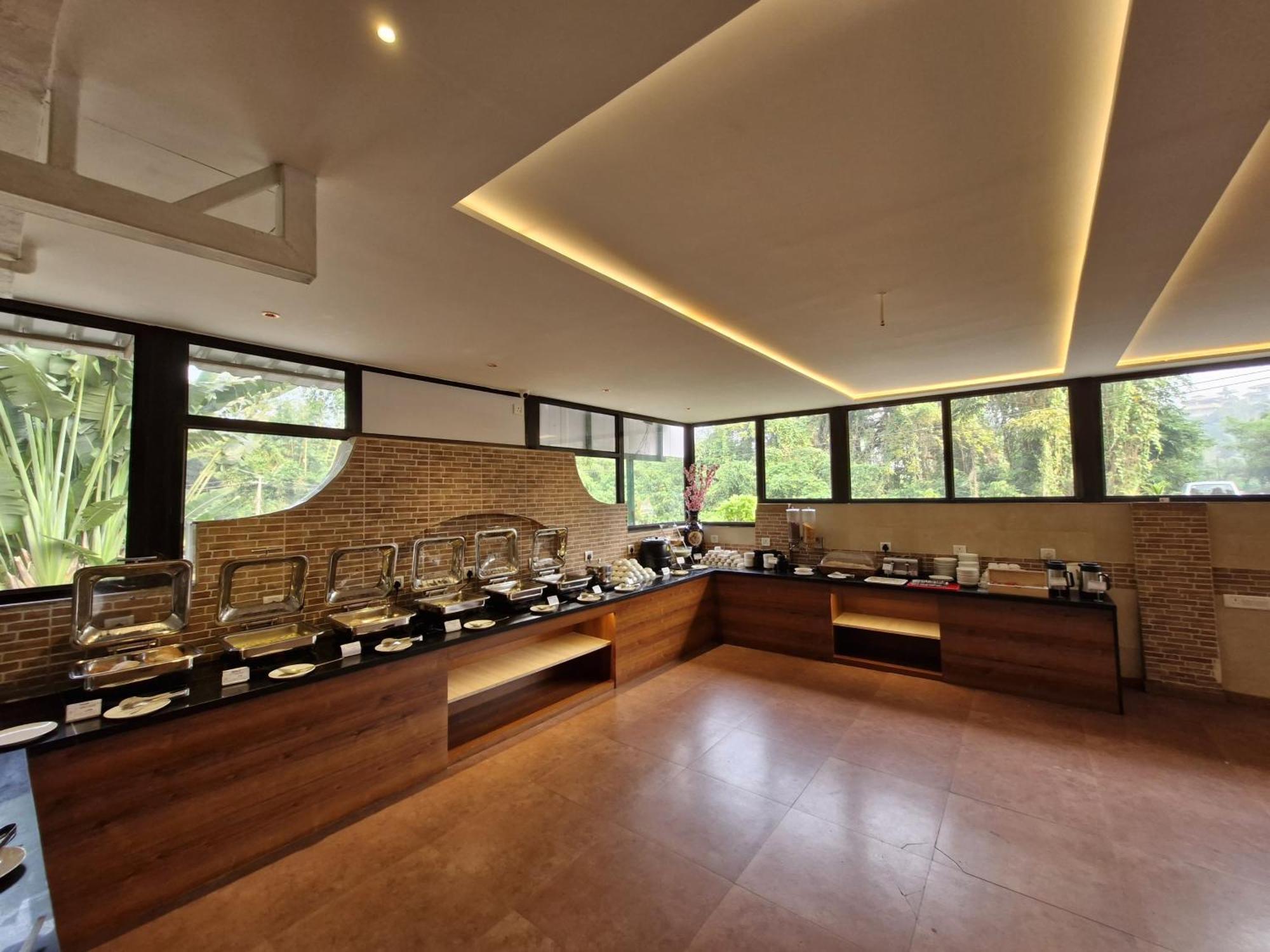 דונה פאולה Golden Landmark Green Valley Beach Resort מראה חיצוני תמונה