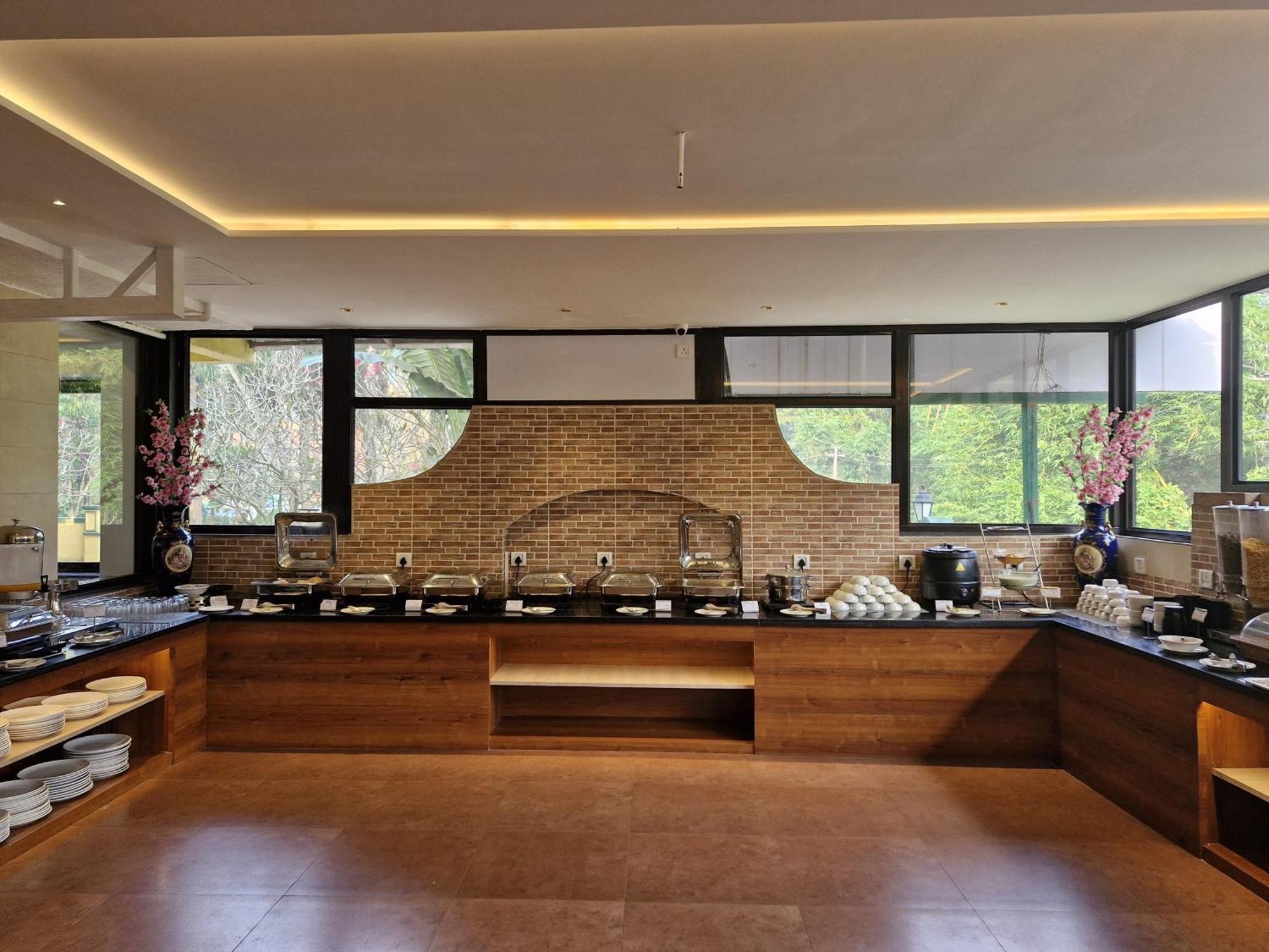 דונה פאולה Golden Landmark Green Valley Beach Resort מראה חיצוני תמונה