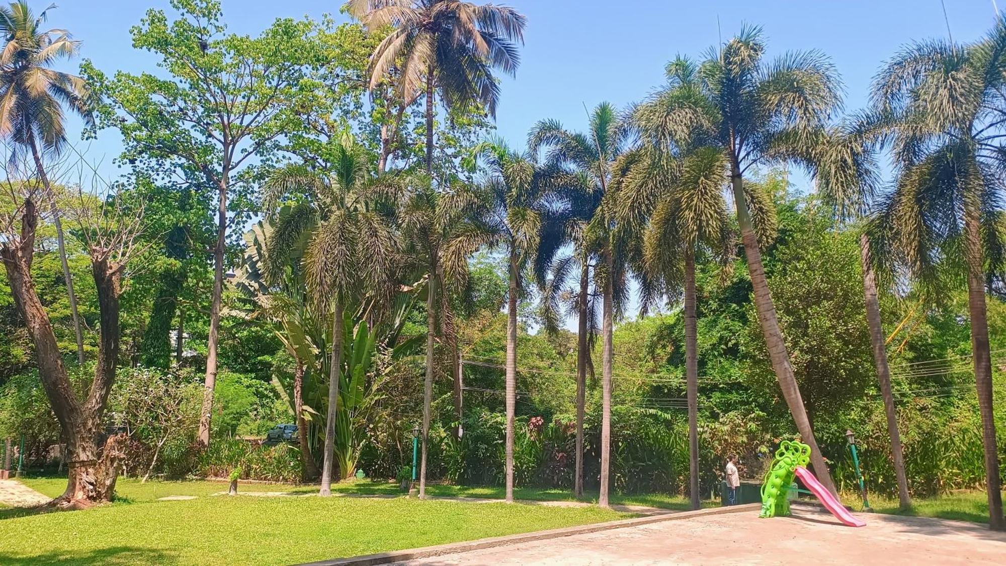 דונה פאולה Golden Landmark Green Valley Beach Resort מראה חיצוני תמונה
